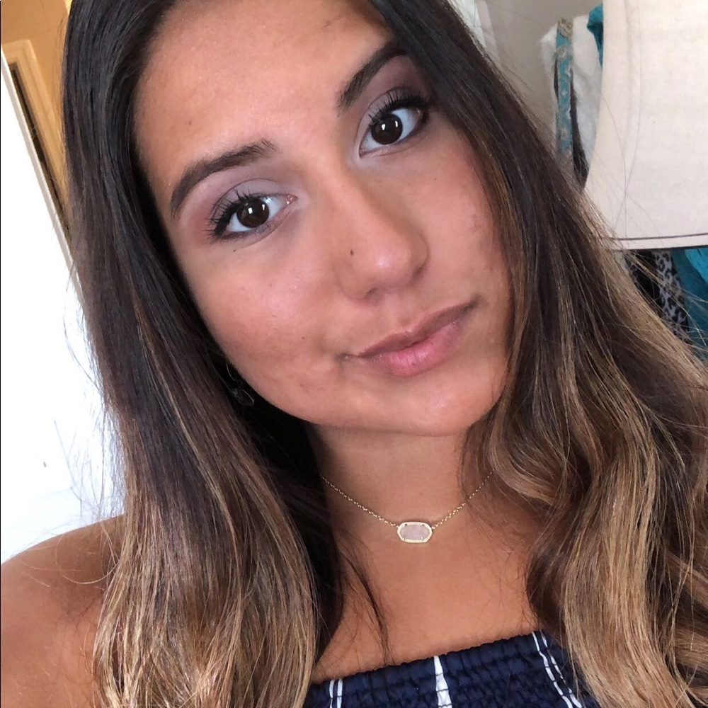 Meet your Posher, Isabella